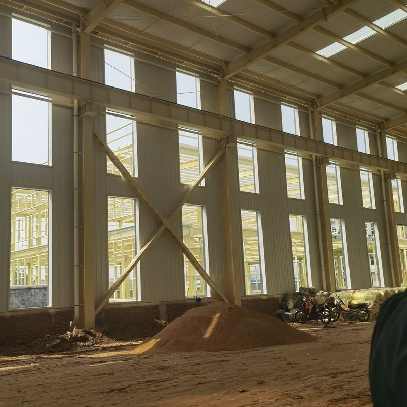 Construcción de estructuras industriales de acero de gran envergadura anticorrosiva