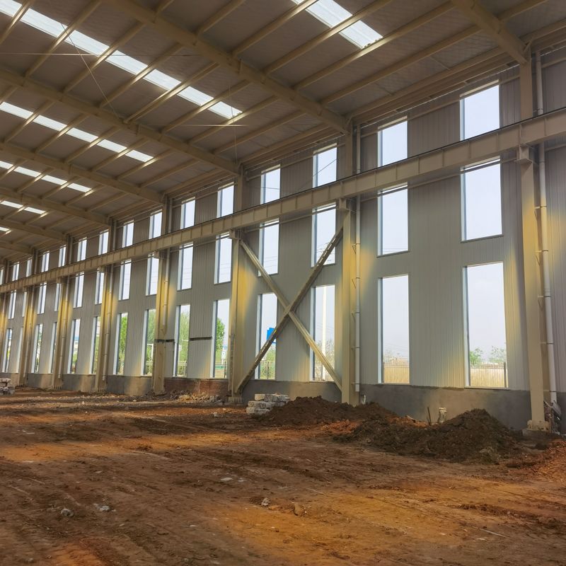 Construcción de estructuras industriales de acero de gran envergadura anticorrosiva